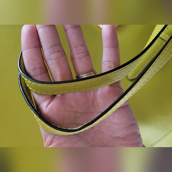 Michael Kors Apple green Jet Set Tote - Picture 10 of 10